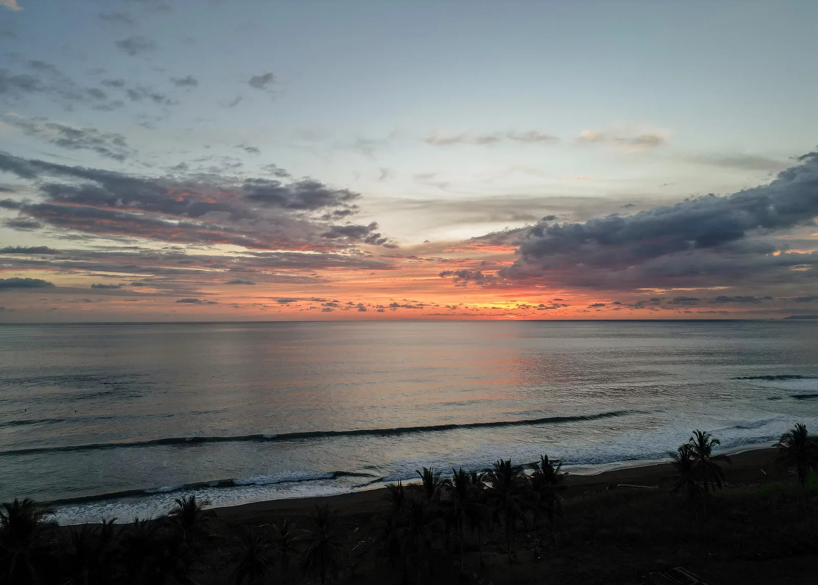 Pacific sunset in Playa Hermosa